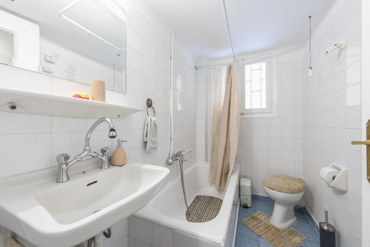 Private Rooms Athens - Shared Bathroom Exterior foto